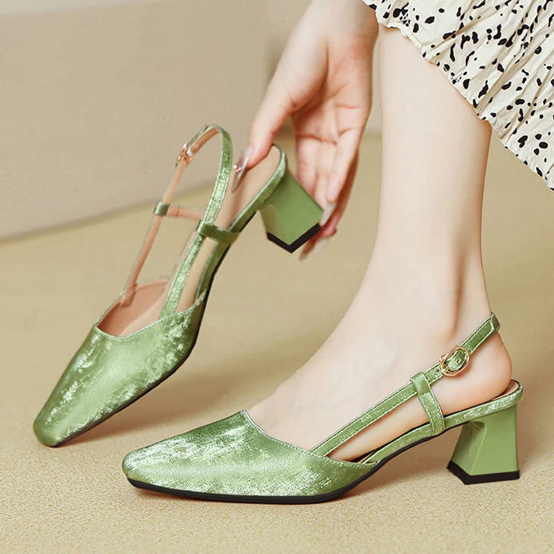 Sorella Velvet Pump